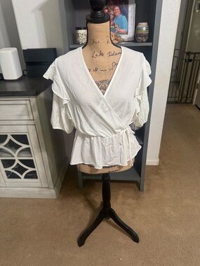 Express White Wrap Tie Peplum Blouse size M